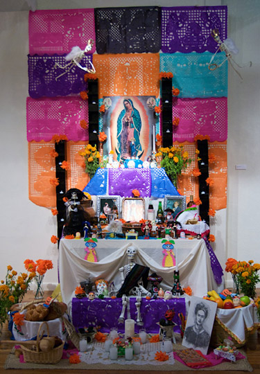 Dia de los muertos altar