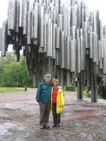 Pat & Vern at Sibelius Monument, June 2007